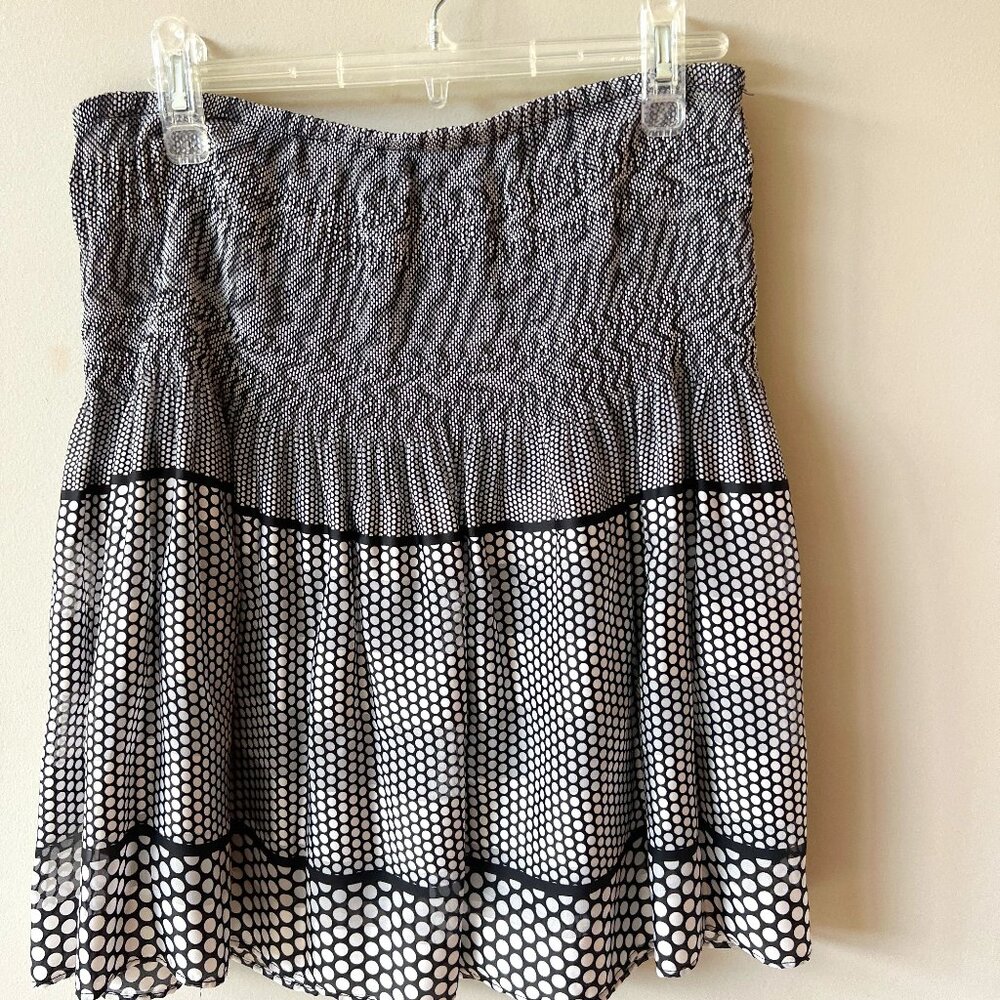 Lined black & white skirt